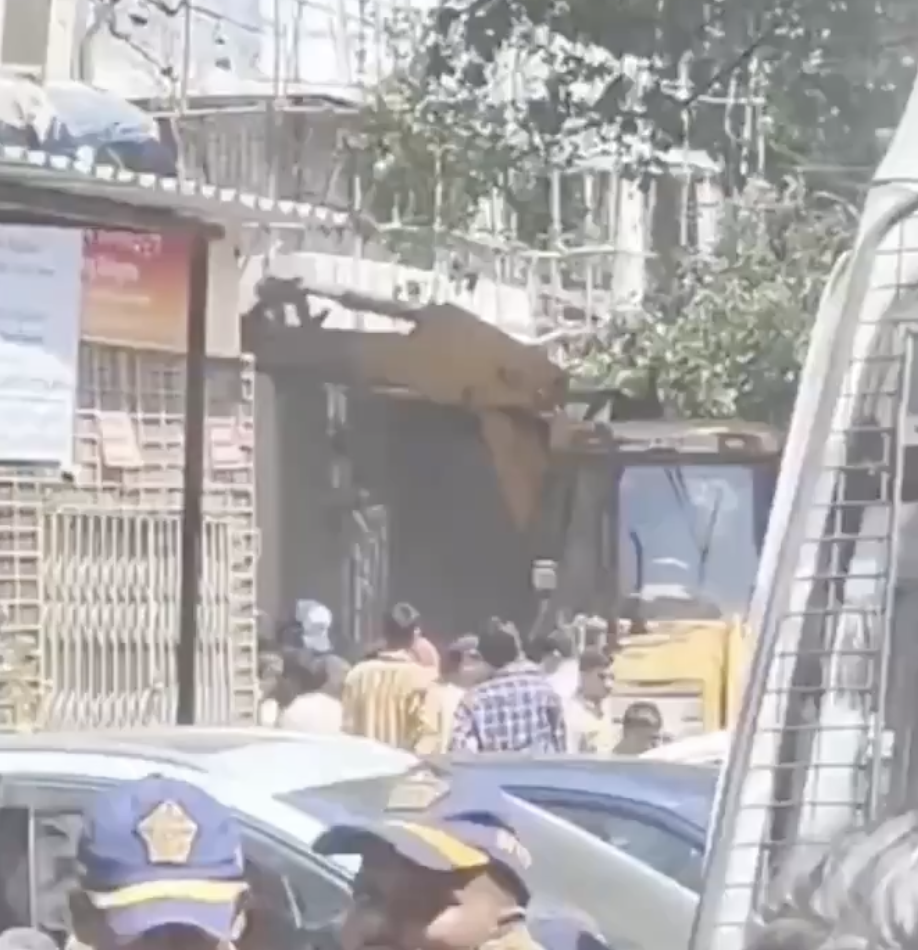 BMC Demolishes 32-Year-Old Jain Temple Despite Pending High Court Case