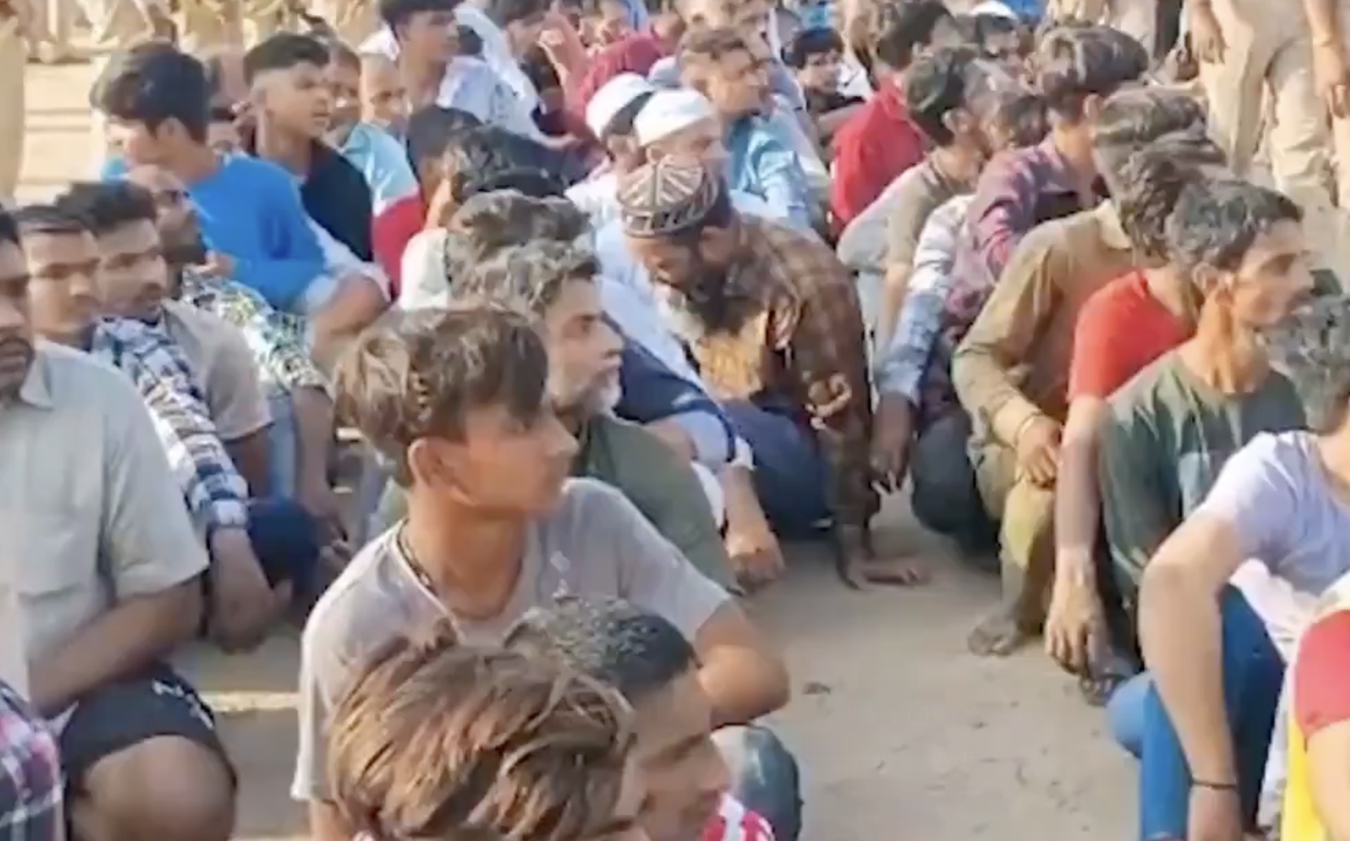 Over 550 Detained and Accused of Being Bangladeshis in Ahmedabad