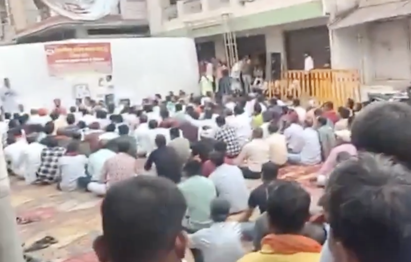 VHP-Bajrang Dal Protester Calls for Muslim Boycott, Warns of Future Generations Bearing Muslim Names in Sehore