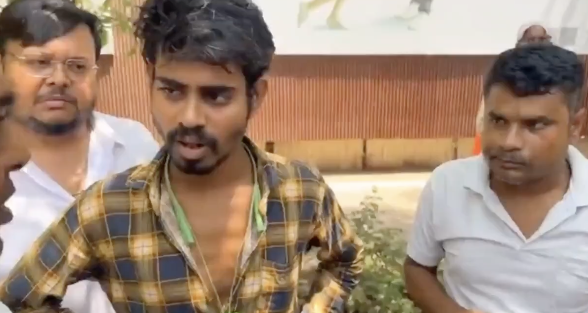 Datta Ghatge Interrogates Muslim Workers at Godrej Site in Thane