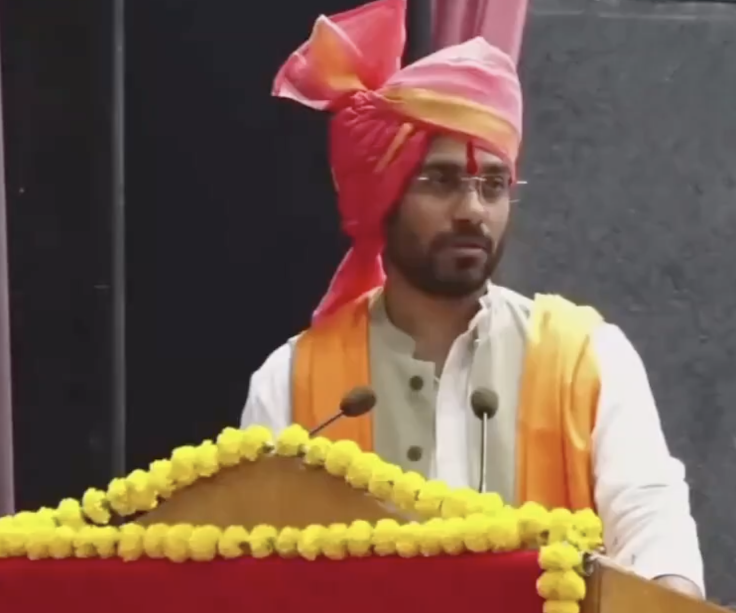 Sanatan Sangh Leader Khattar Alleges Muslim Involvement in Cow Smuggling in Sagar