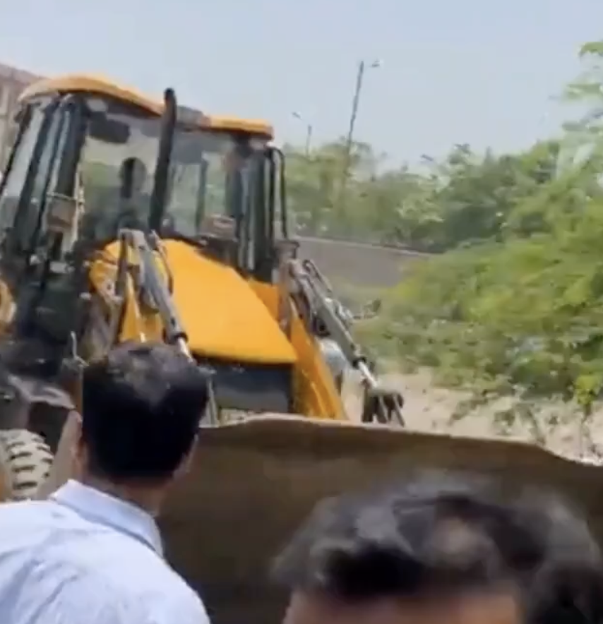 In Patparganj, BJP MLA Leads Demolition of Muslim Settlement; Claims To Fulfill Anti-Muslim Promise