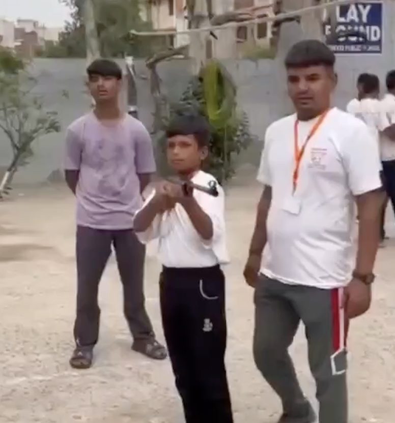 In Delhi, Bajrang Dal Youth Camp Trains Participants With Guns; Promotes Armed Readiness