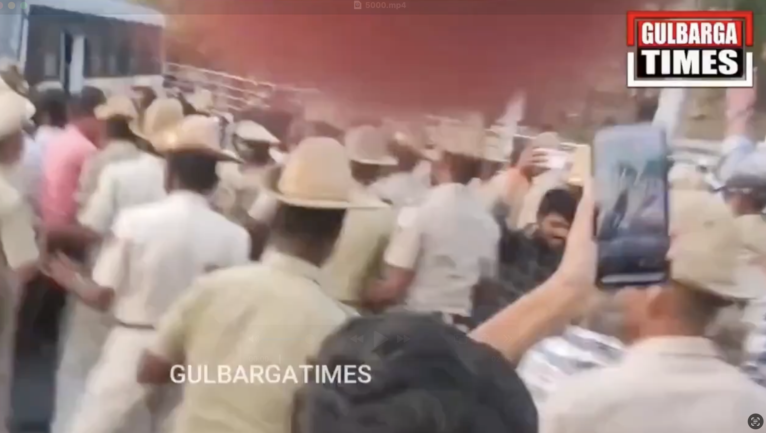 In Kalaburagi, Hindu Leaders March Toward Muslim Area Over Cow Claims; Police Detain Organisers
