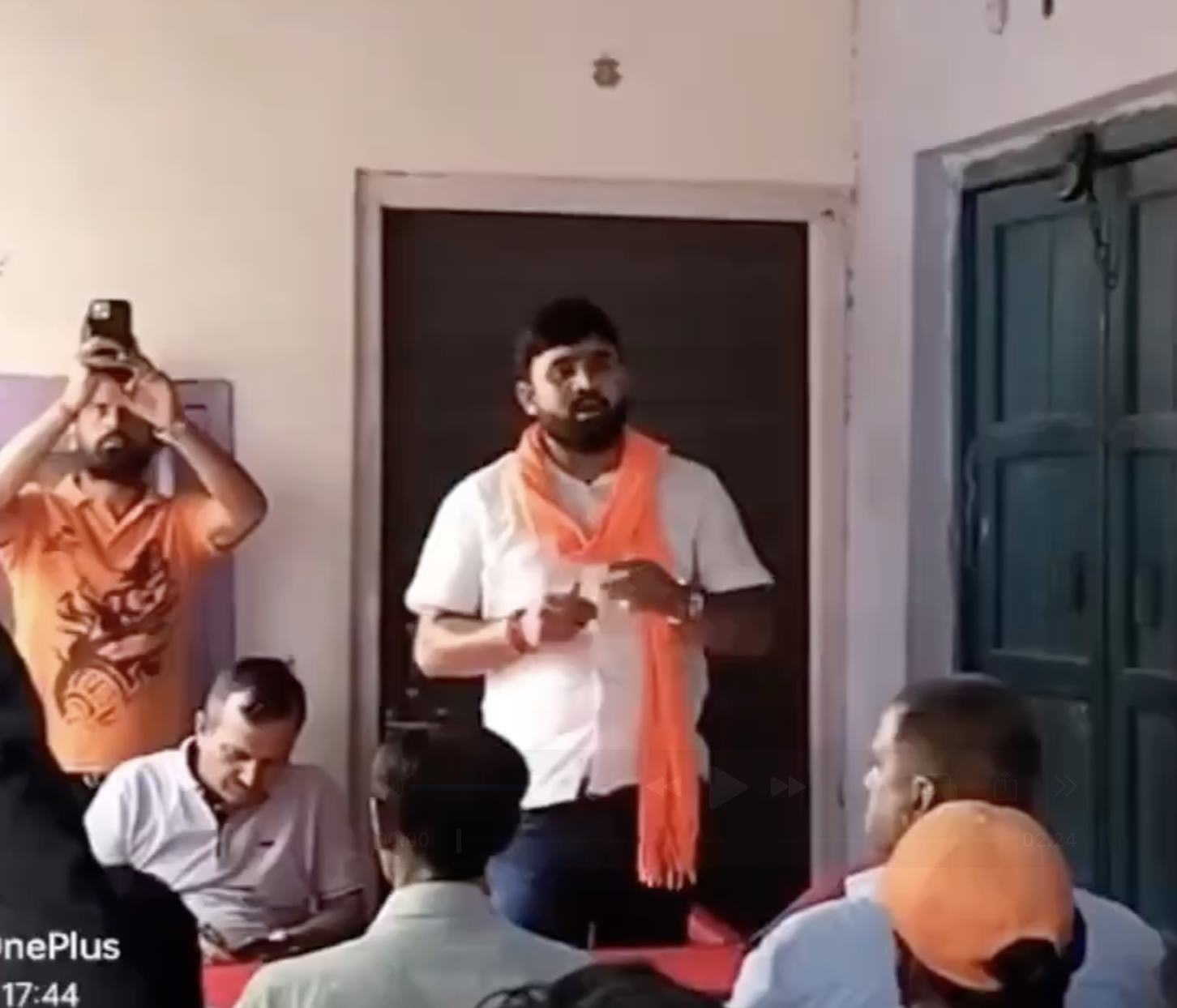 In Rasulpur, Hindu Yuva Vahini threatens beheading over cow slaughter; targets interfaith couples