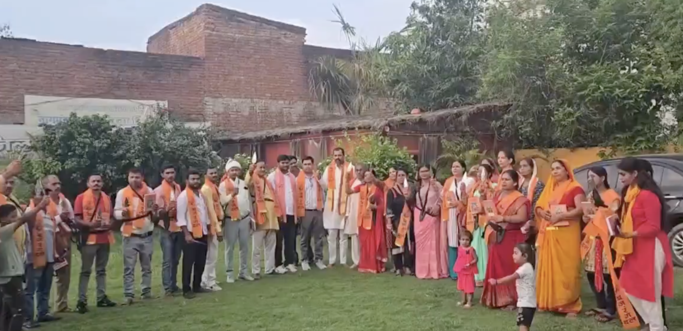 In Gonda, Bajrang Dal Holds Trishul Ceremony; Participants Pledge to Join