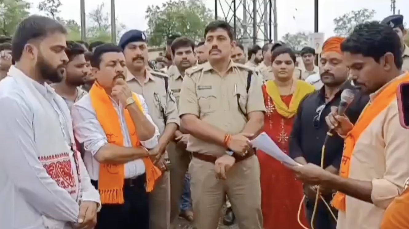 In Jabera, VHP-Bajrang Dal Protest Over Cow Slaughter and ‘Love Jihad’; Urge Weapons Training and Violent Reprisals