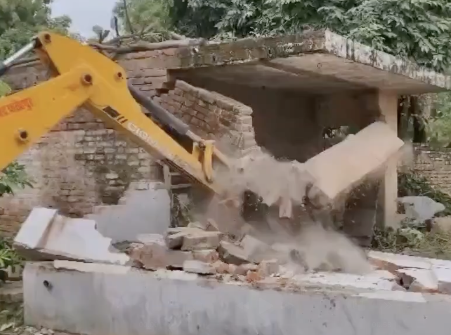 In Fatehpur, Police Demolish Home After Bajrang Dal Alleges Cow Slaughter