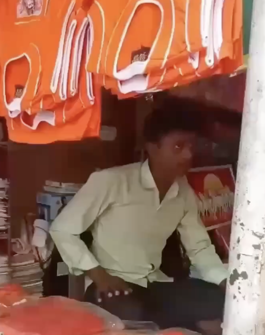 In Maharajganj, VHP-Bajrang Dal Check Aadhaar Cards, Remove Muslim Vendors From Temple Mela