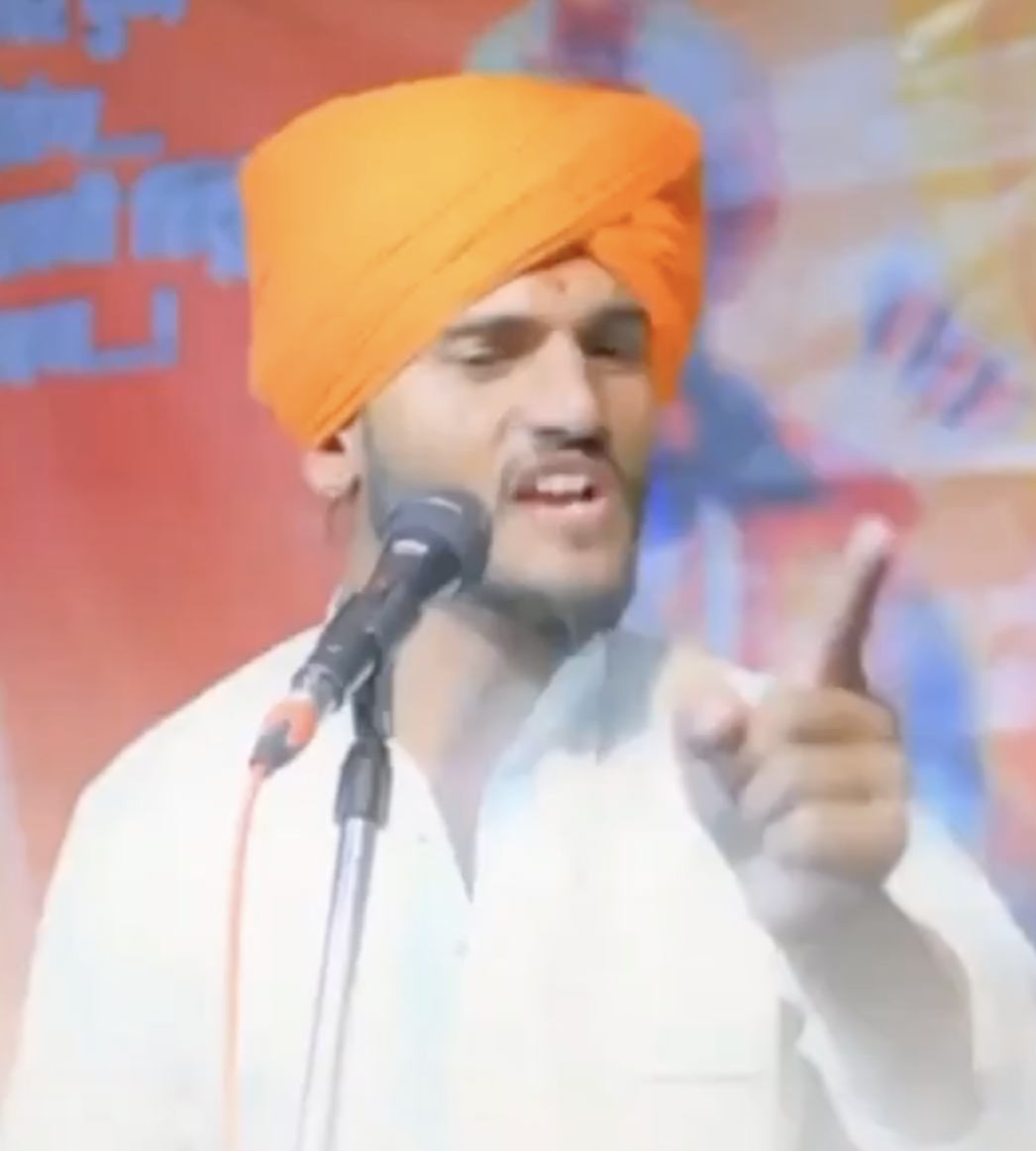 In Alandi, Om Maharaj Atkal spreads ‘love jihad’ conspiracy and compares Hindu women to chickens