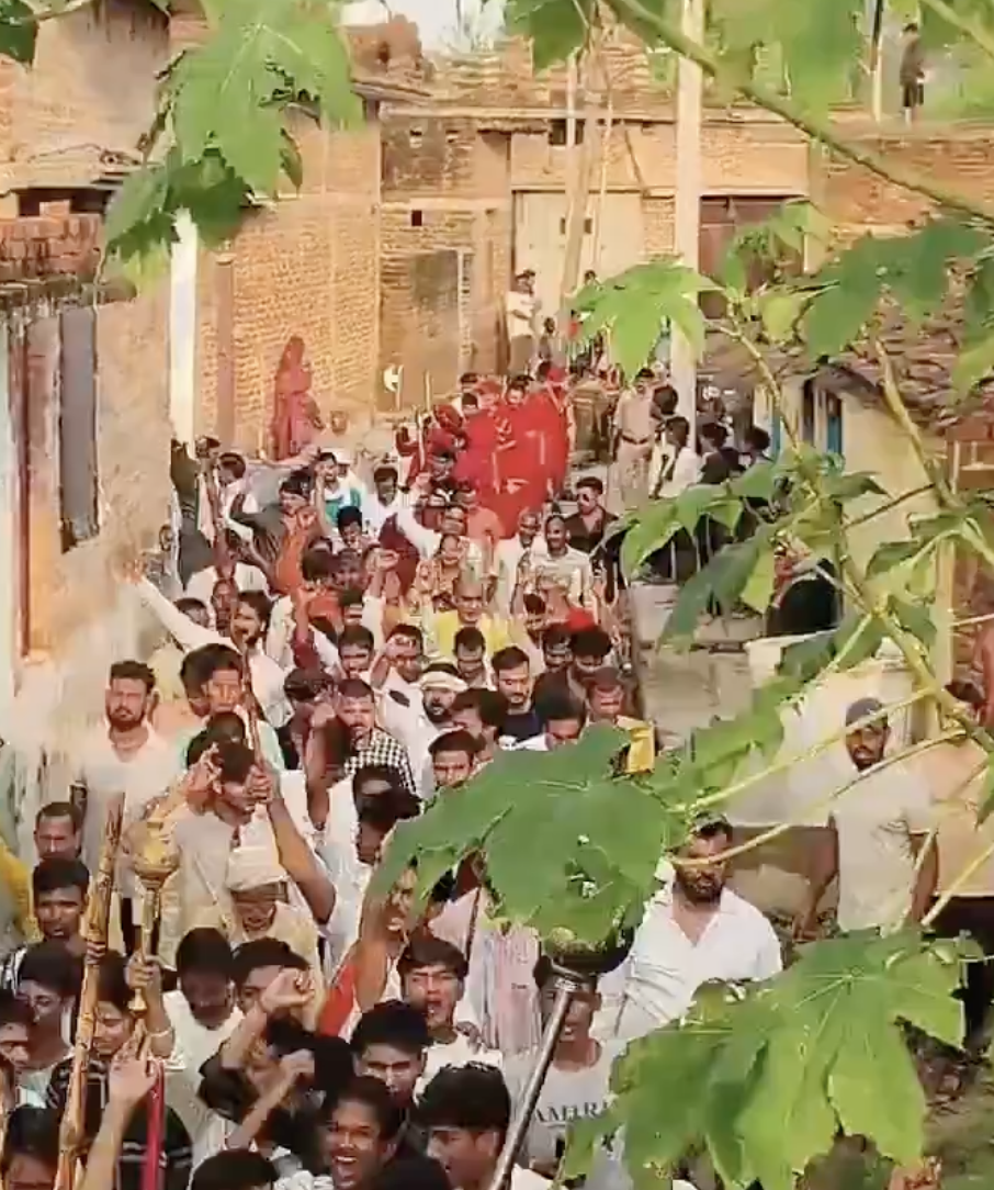 In Hamirpur, Shiv Shakti Akhada rally displays weapons and warns of bloodshed