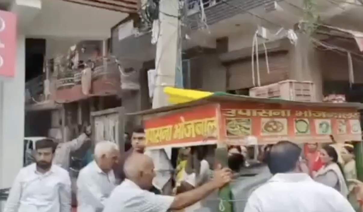 In Sagarpur, Delhi, Hindu nationalists forcibly shut a meat shop near a temple