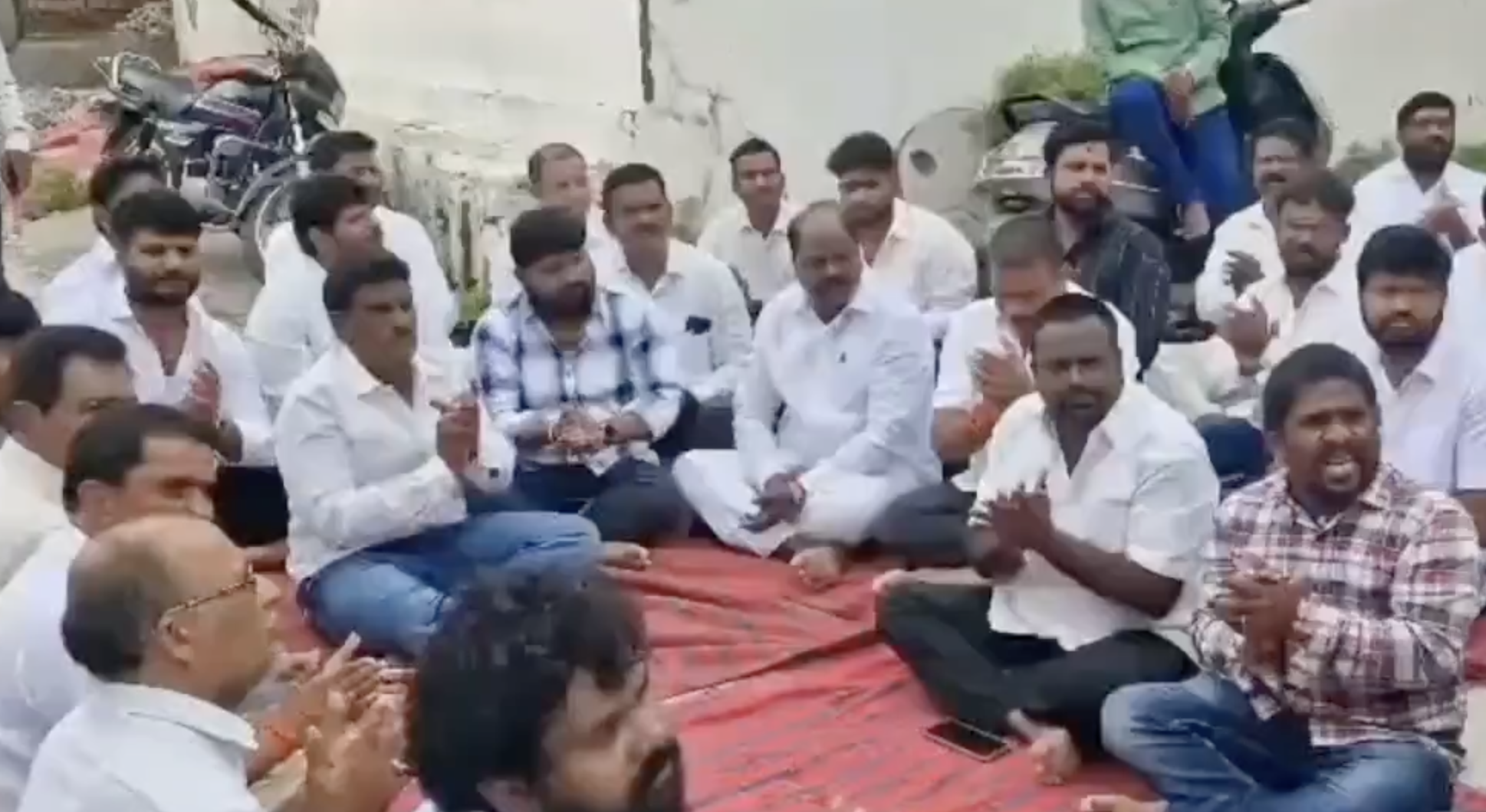 In Hyderabad, protest at mosque demands madrasa closure