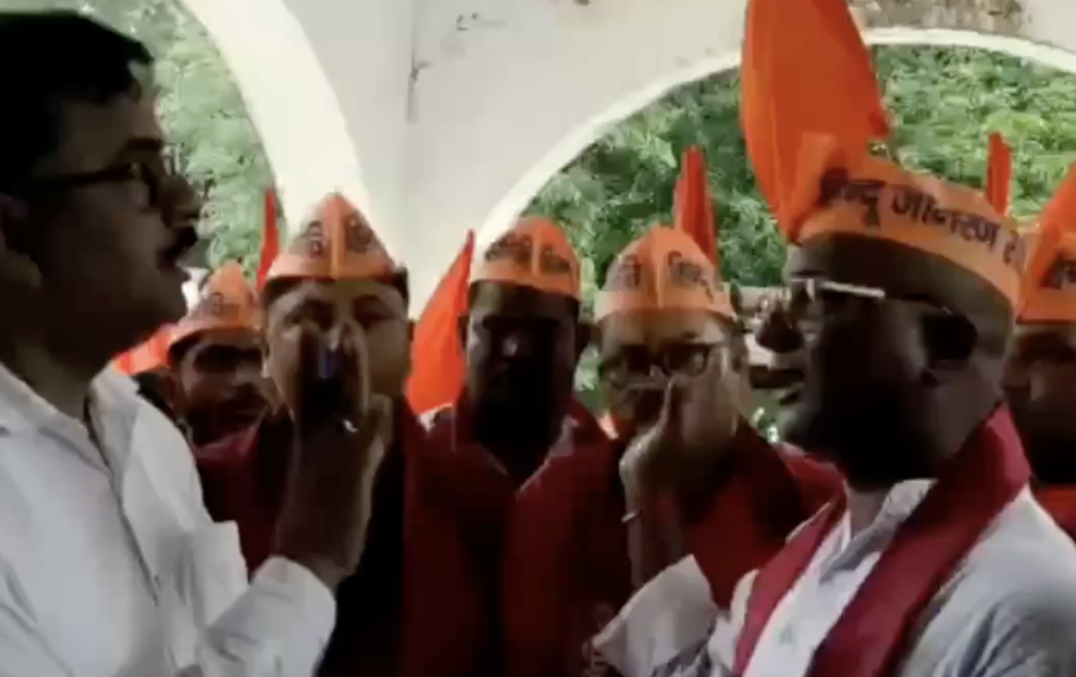 In Mau, officials warn HJM over false “Muslim mall” claim