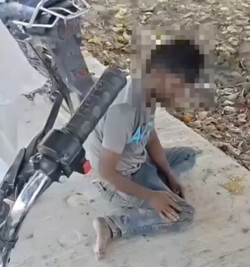 In Pilkhuwa, three Muslims assaulted after ID grilling