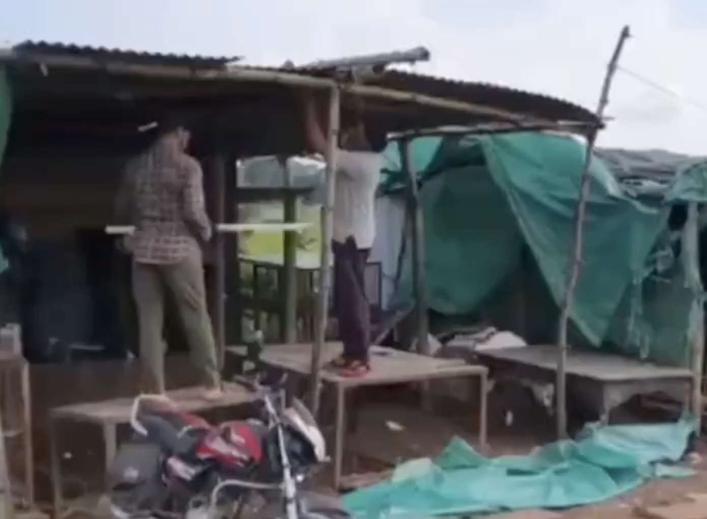 In Dug, authorities remove meat shops after Shiv Sena bandh demand