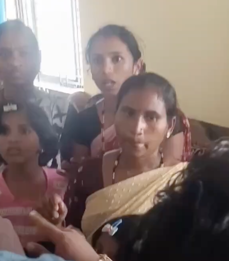 In Honagallu, Bajrang Dal raids Christian prayer gathering and seizes texts