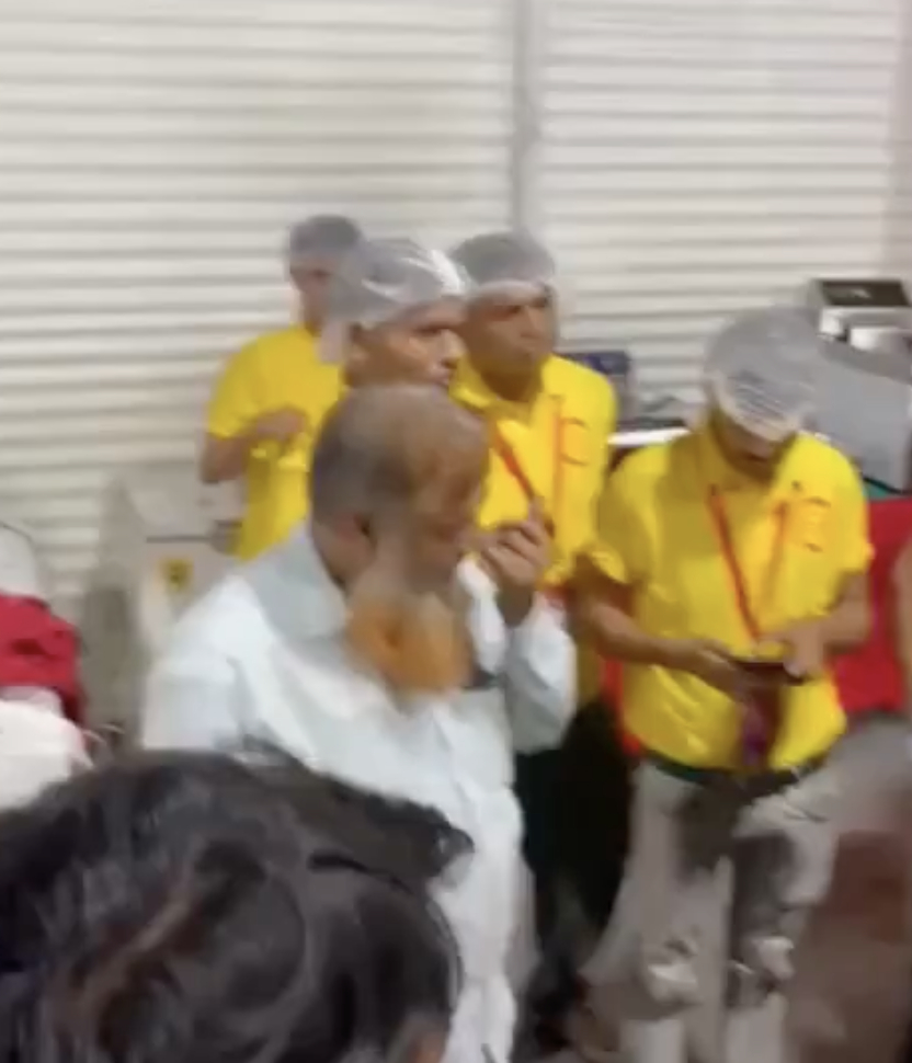 In Vadodara, Bajrang Dal ejects Hindu stall owner for employing Muslim worker at Garba venue