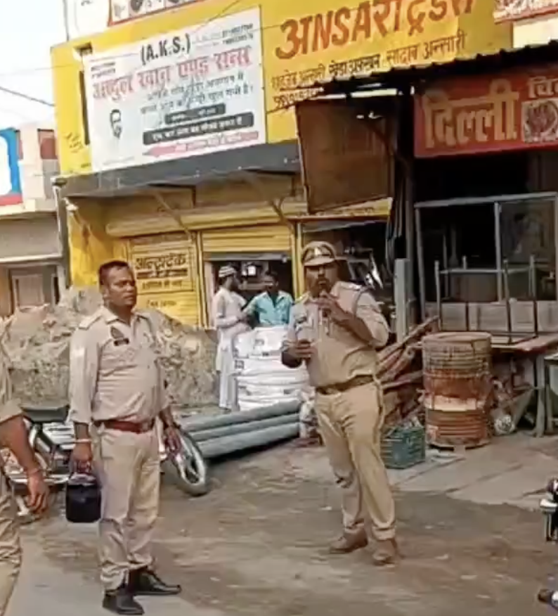 In Ambheta, police order closure of meat and egg shops during Navratri using loudspeakers