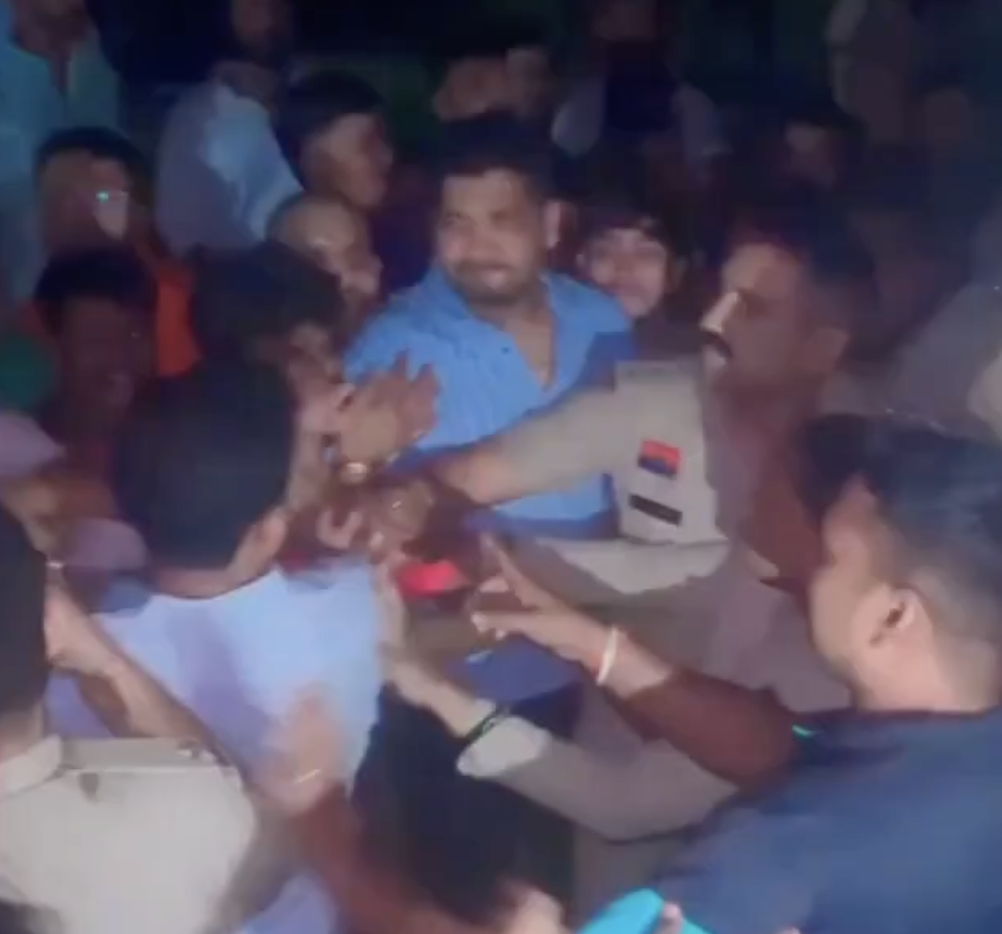 In Pathrri Para, VHP-Bajrang Dal raid home accusing pastors of conversions, chant violent slogans