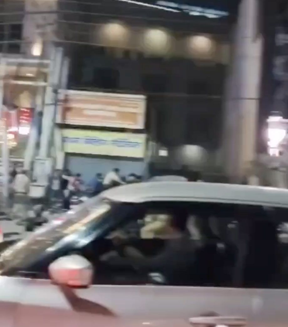 In Dehradun, Police lathi charge Muslim protestors