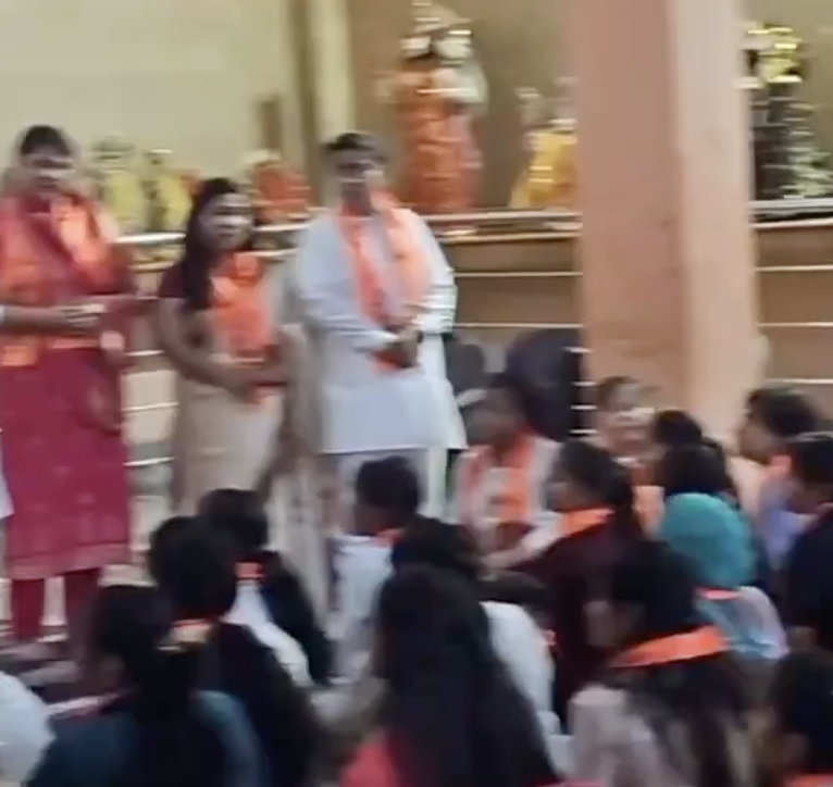 In Ghaziabad, Hindu Raksha Dal spreads “love jihad” and “Islamic State” conspiracy theories at Durga Chalisa event