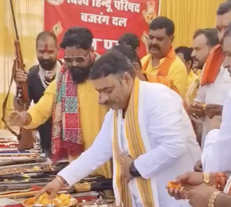 In Bhopal, speakers urge every Hindu home to keep weapons at Shastra Pujan