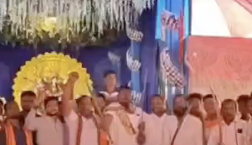 In Godabhaga, VHP-Bajrang Dal conduct Vijay Dashami Shastra Pujan with swords