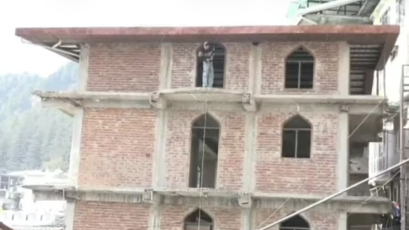 6 detained for stopping Muslims from offering namaz at Shimla mosque (India Today)