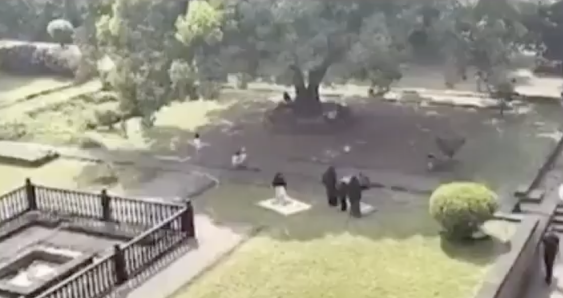 In Shaniwarpeth (Pune), protest over viral namaz video includes cow-urine “purification”