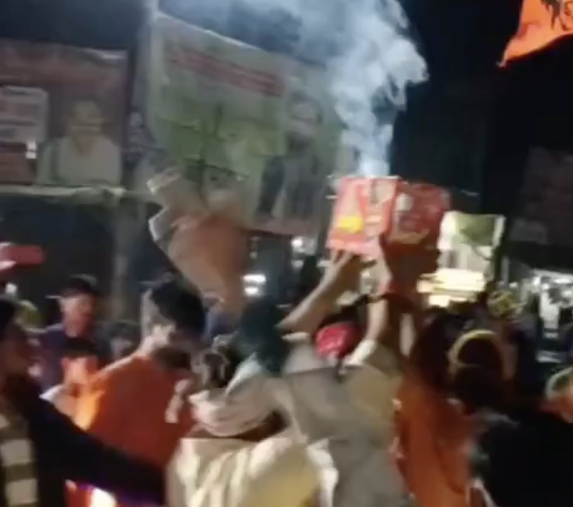 In Lakhimpur Kheri, AHP–Bajrang Dal Brandish Swords in Support of Padyatra