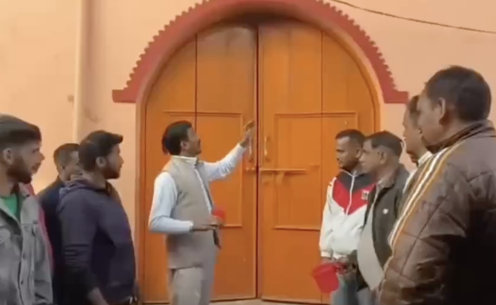 In Chakrata, Far-Right Group ‘Purifies’ Temple After Muslim Meeting on Premises