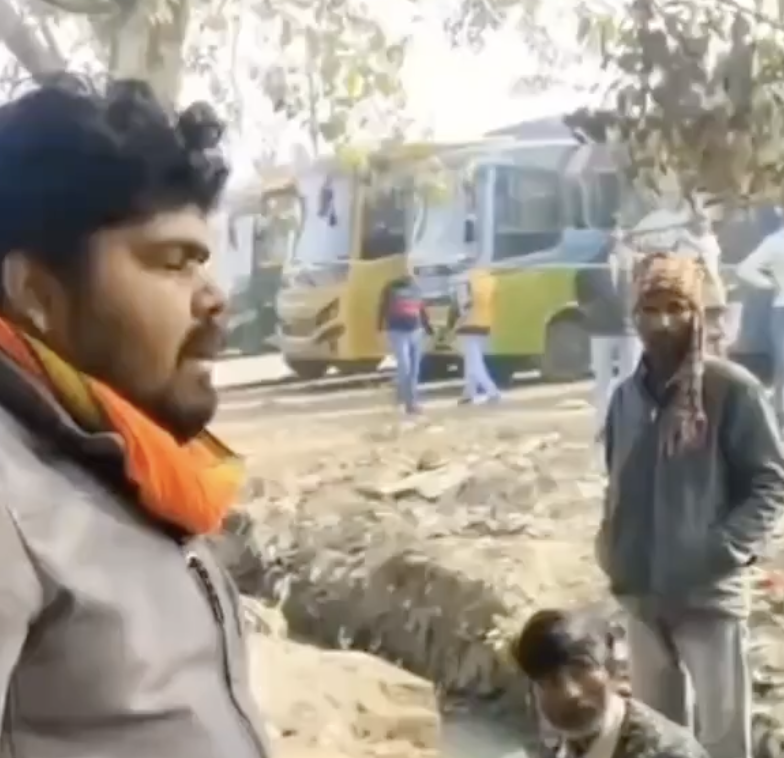 In Etah, Cow Vigilante Threatens Meat and Fish Sellers to Shut Licensed Market