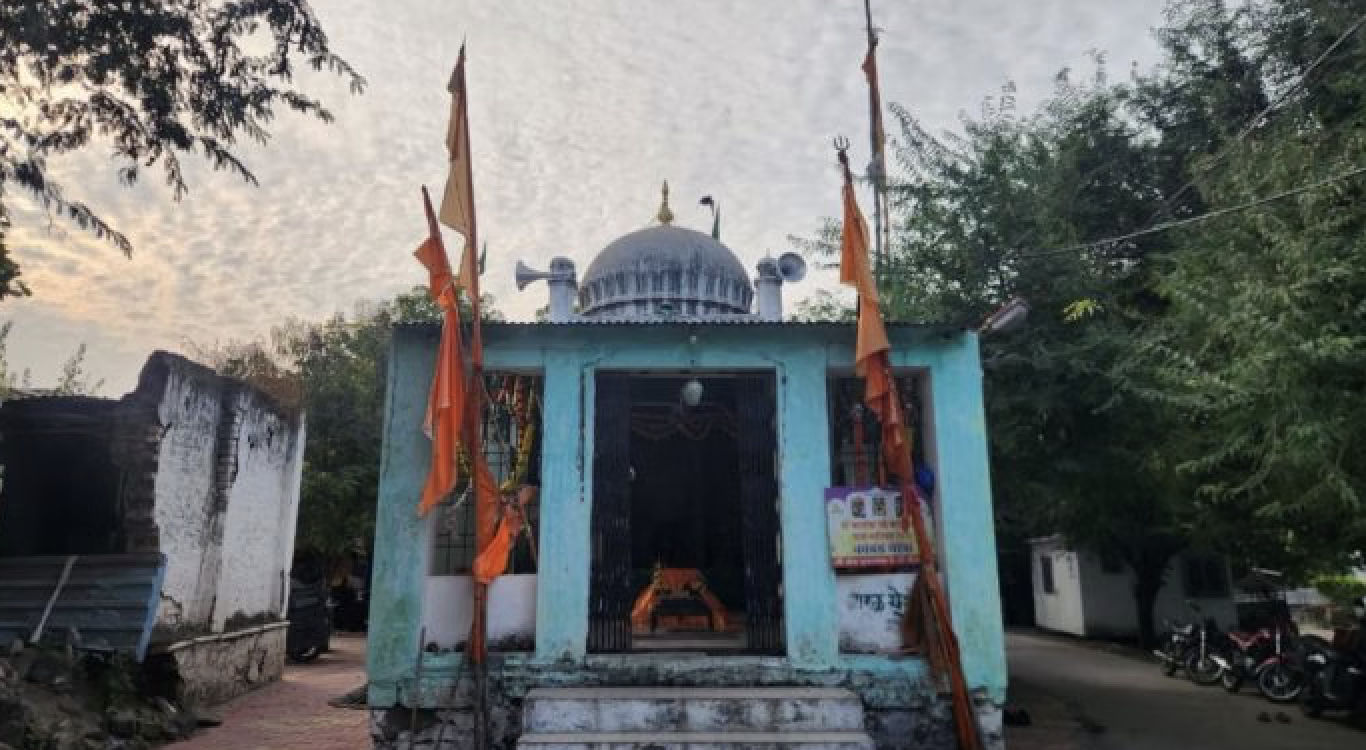 A dargah & a ‘boycott’—how village in Maharashtra’s Ahilyanagar became a communal tinderbox (The Print)