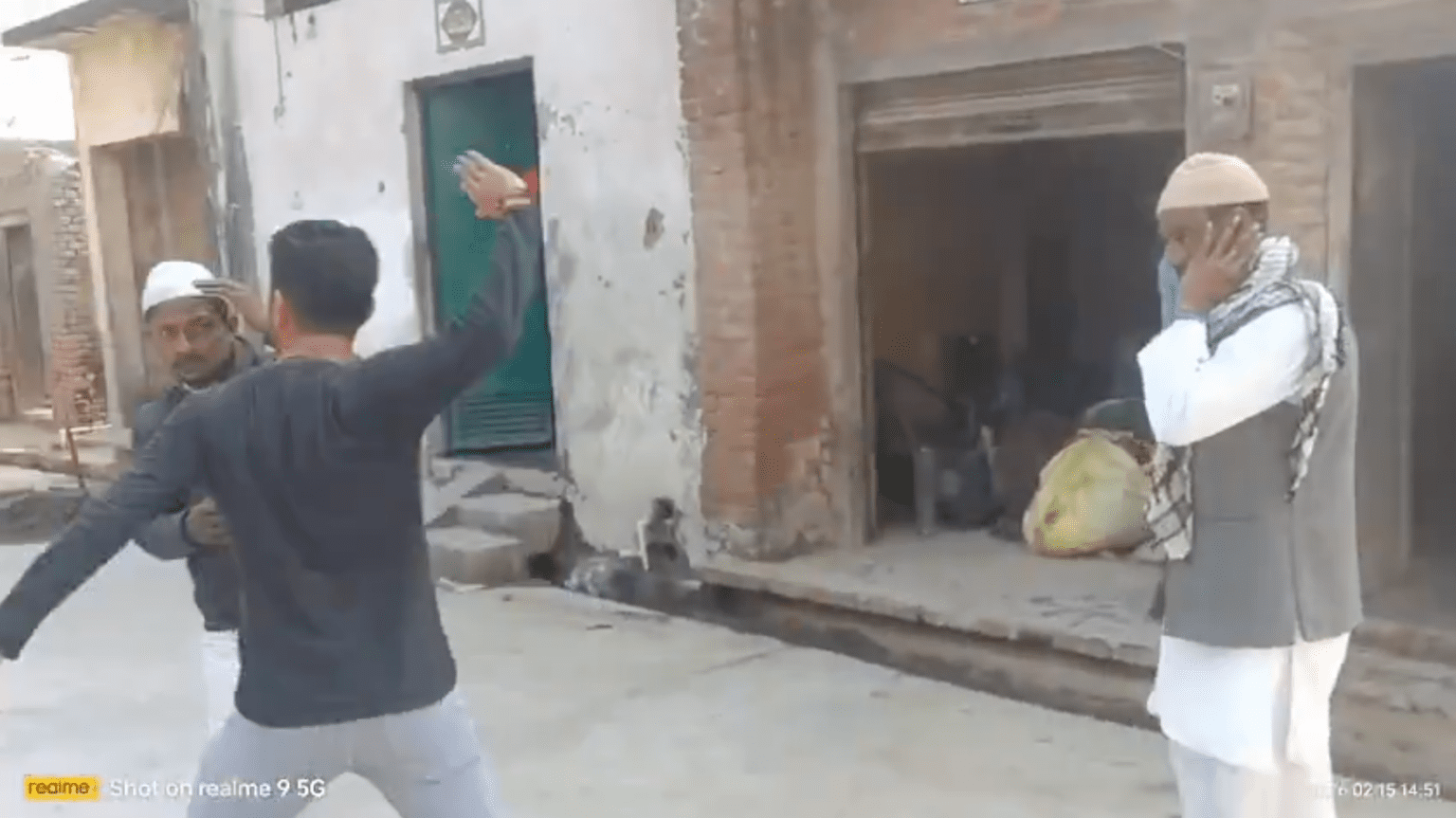 Video of assault on elderly Muslims in UP’s Budaun sparks outrage; Congress blames ‘vicious ideology’ of BJP, RSS (Maktoob Media)