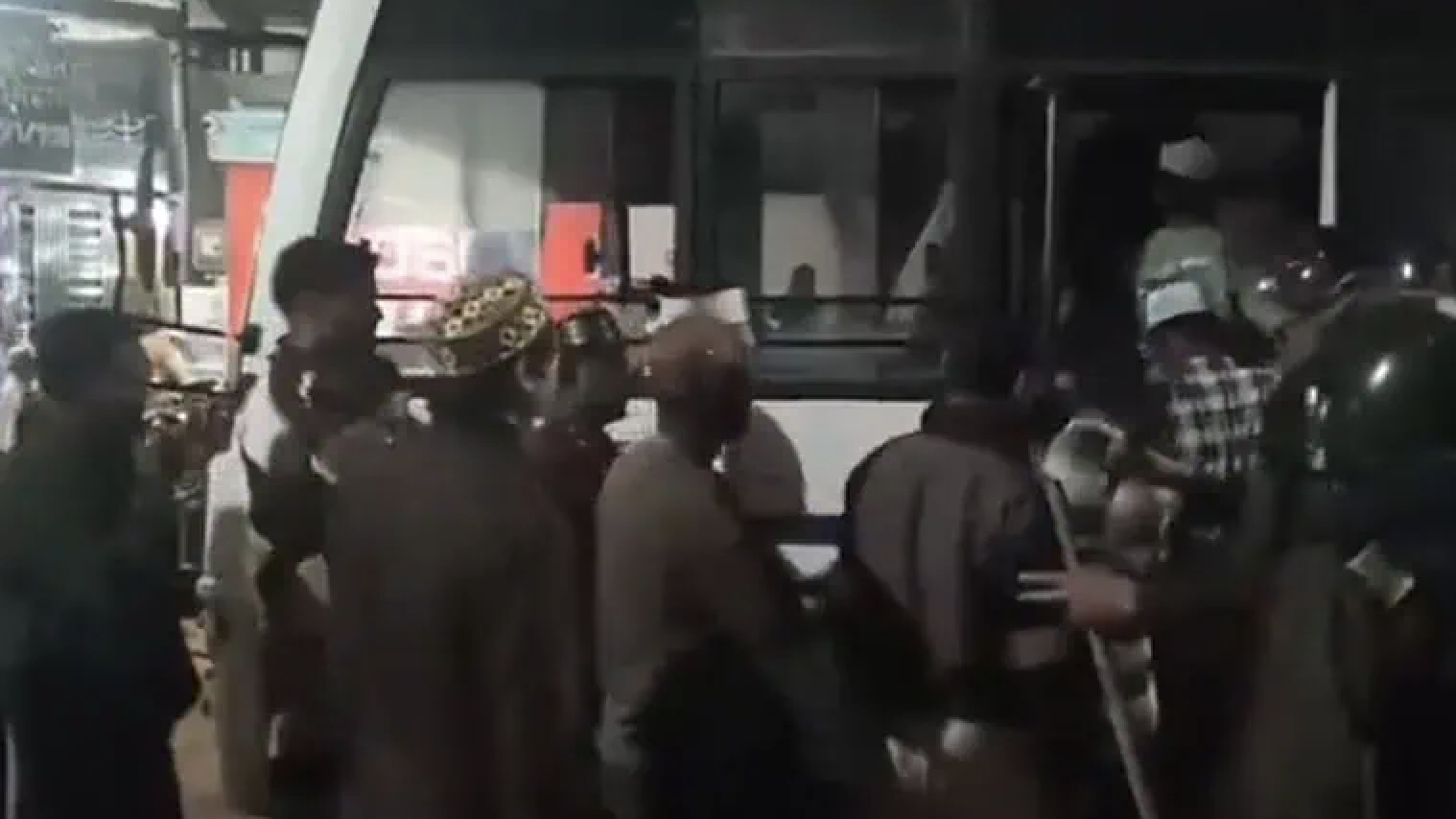 MP: Dispute over loudspeaker during Taraweeh and aarti ends up in communal clash (Siasat)