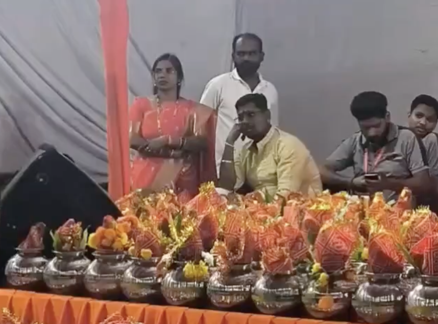 In Mumbai, Kajal Hindustani Pushes ‘Love Jihad’ Narrative at Hanuman Katha