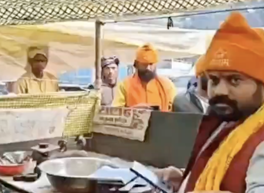 In Basti, Hindu Mahasangh Leader Threatens Muslim Meat Vendor Near Temple