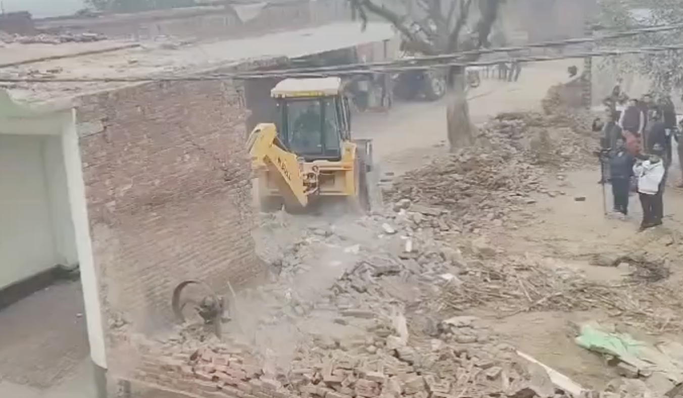 In Nuh, Cow Vigilantes Chase Cattle Vehicle Until It Overturns