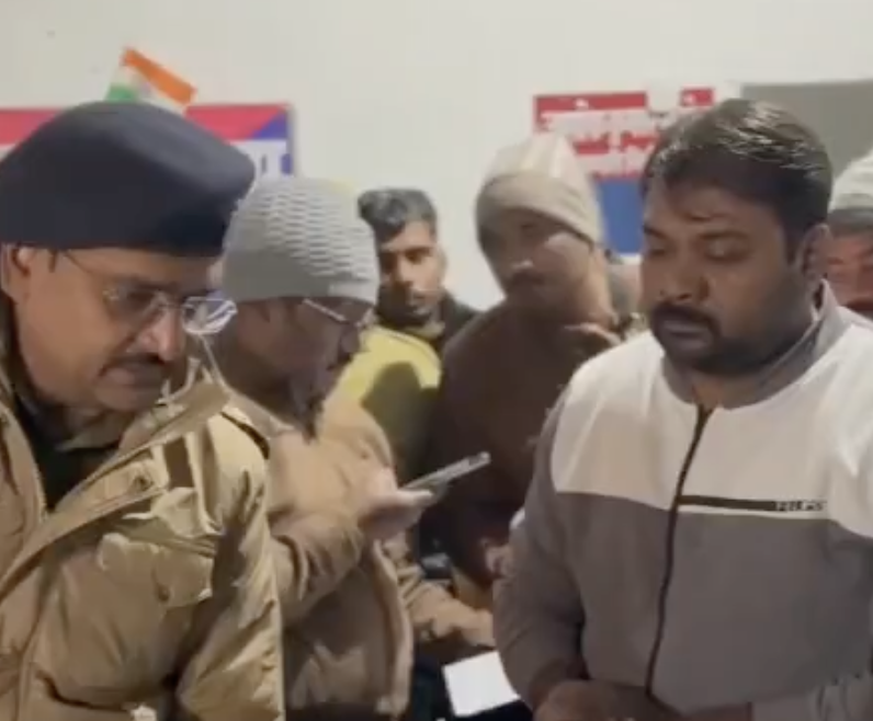 In Kanpur Nagar, BJP MLA Threatens to Throw Pig Meat at Mosques