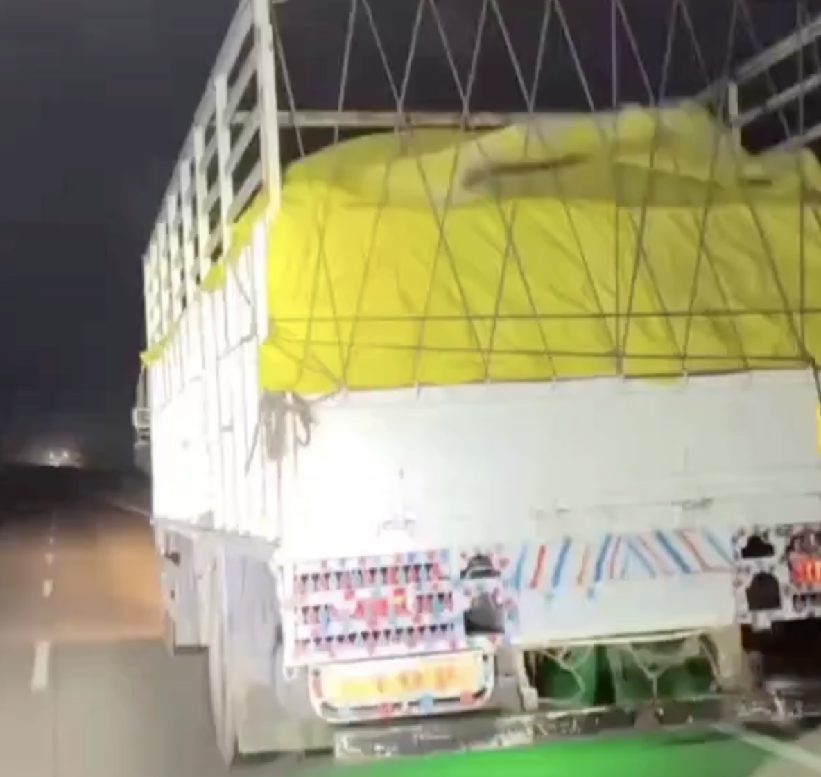 In Betul, Cow Vigilantes Chase Cattle Vehicle and Detain Three Men