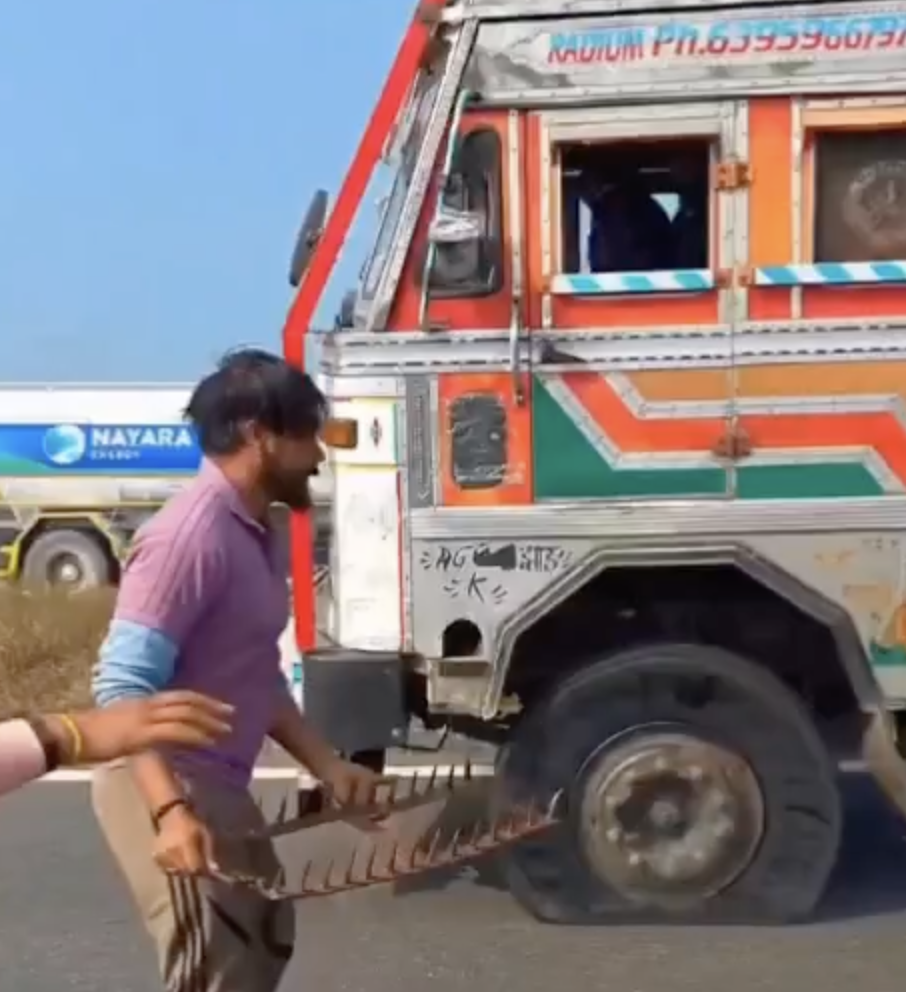 In Sonipat, Cow Vigilantes Chase Truck Until It Overturns and Assault Two Men