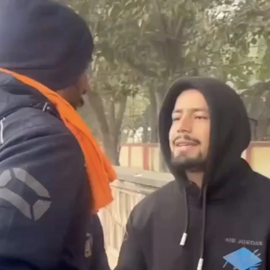 In Lucknow, VHP Leader Harasses Kashmiri Vendors and Forces ‘Vande Mataram’ Chants