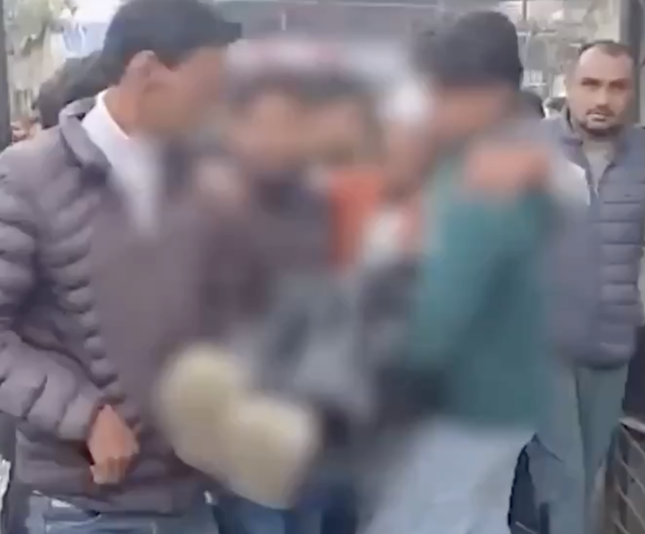 In Dehradun, Kashmiri Shawl Sellers Brutally Assaulted After Identity Check