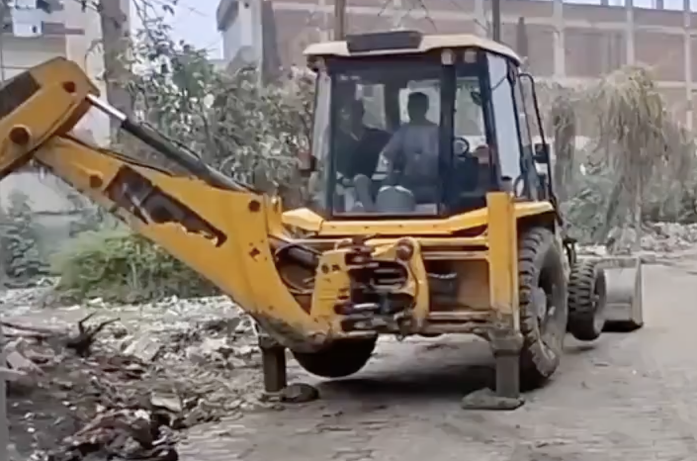 In Aligarh, Authorities Demolish 28-Year-Old Muslim Graveyard After VHP Complaint