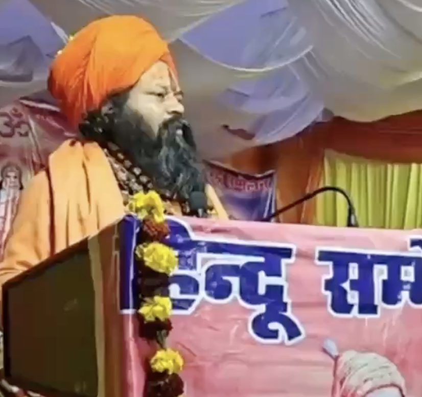 In Lucknow, Mahant Raju Das Calls Muslims “Terrorists” and Urges Hindus to Arm
