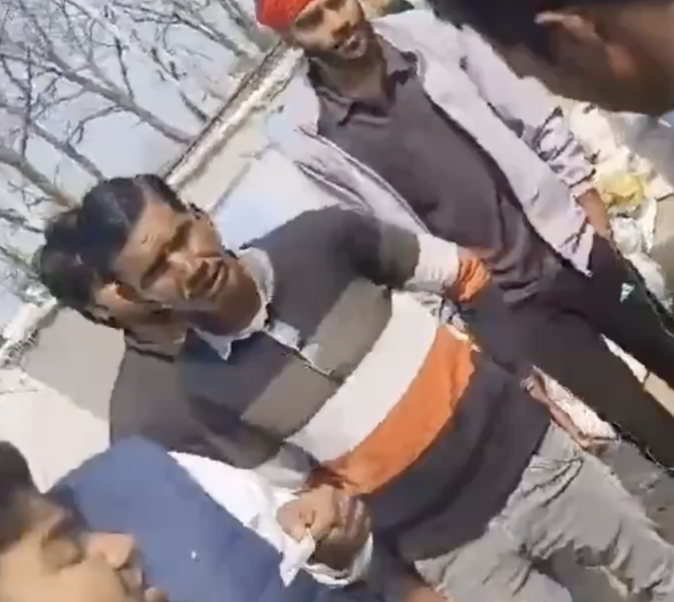 In Rohtak, BJP Leader and Gau Raksha Dal Demand Ancestry Proof From Muslim Workers