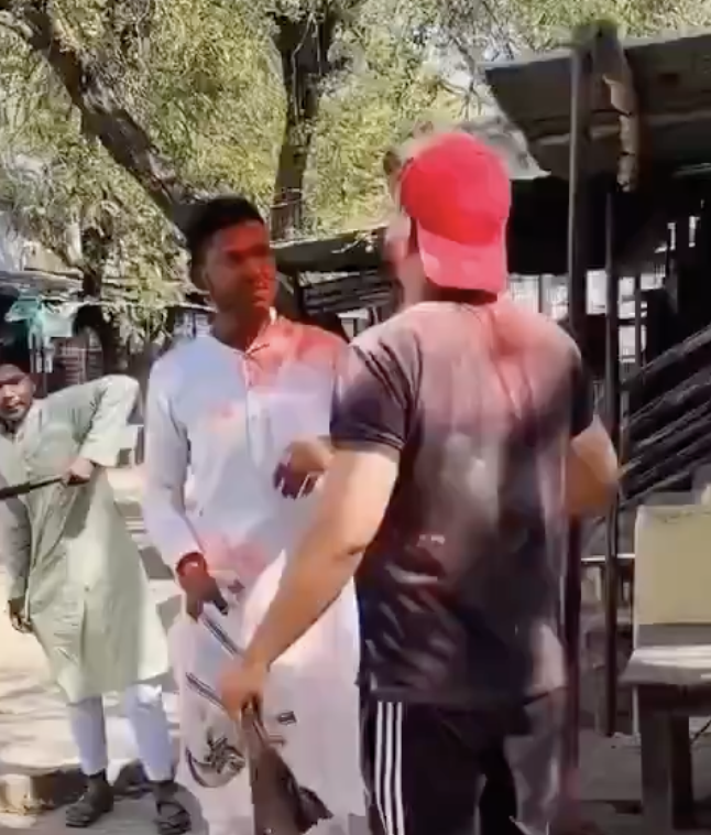In Hathras, Cow Vigilante Assaults Tempo Drivers and Forces Them to Chant “Jai Shri Ram”