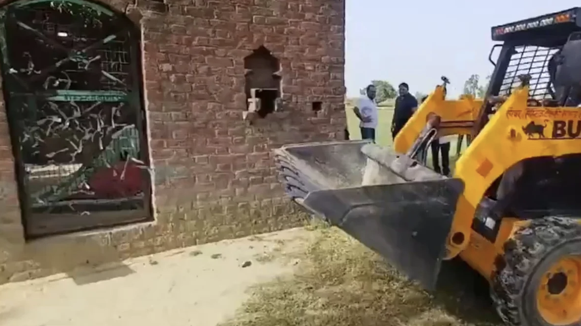 Shrine Demolished in UP’s Sambhal Amid Large ‘Anti-Encroachment Drive’ (The Observer Post)