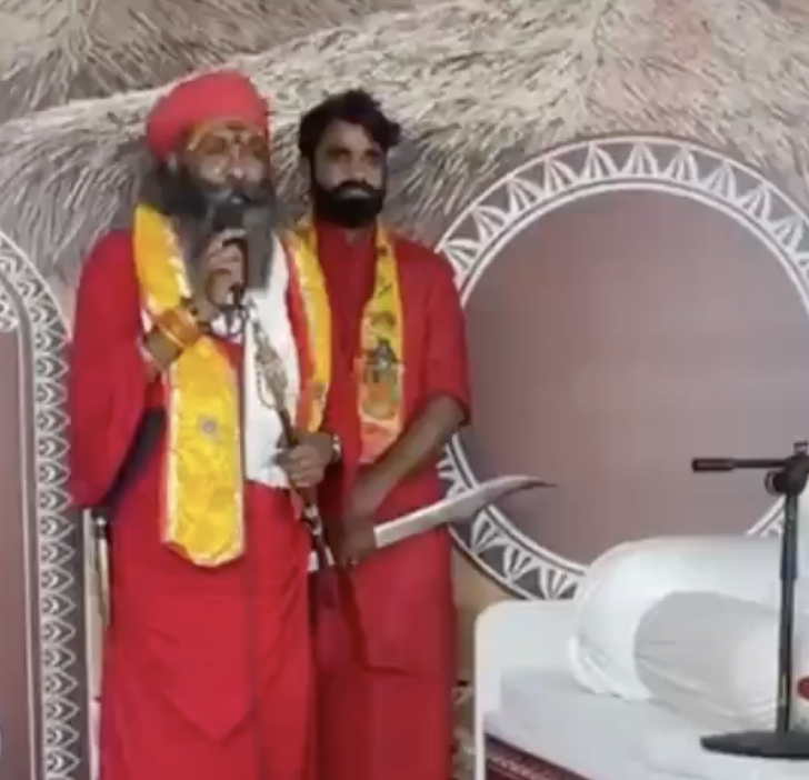 In Farrukhabad, Madhuram Sharan Shiva Calls on Hindus to Arm Themselves